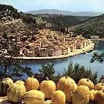 Marija Novigrad (Dalmatia)