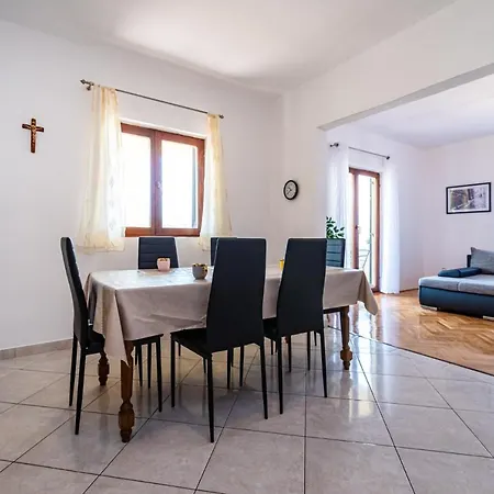 Marija Novigrad (Dalmatia)