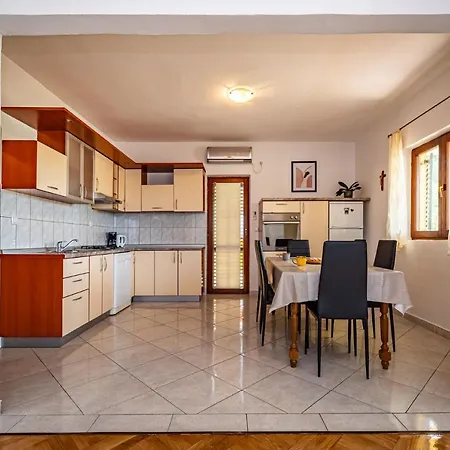 Marija Apartamento Novigrad (Dalmatia)